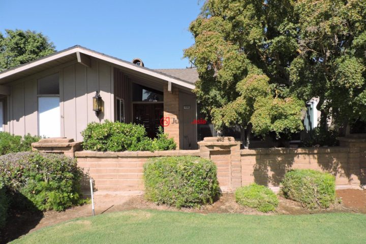 美国加州弗雷斯诺4卧3卫的房产