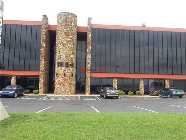 美国田纳西州madison总占地5585平方米的商业地产