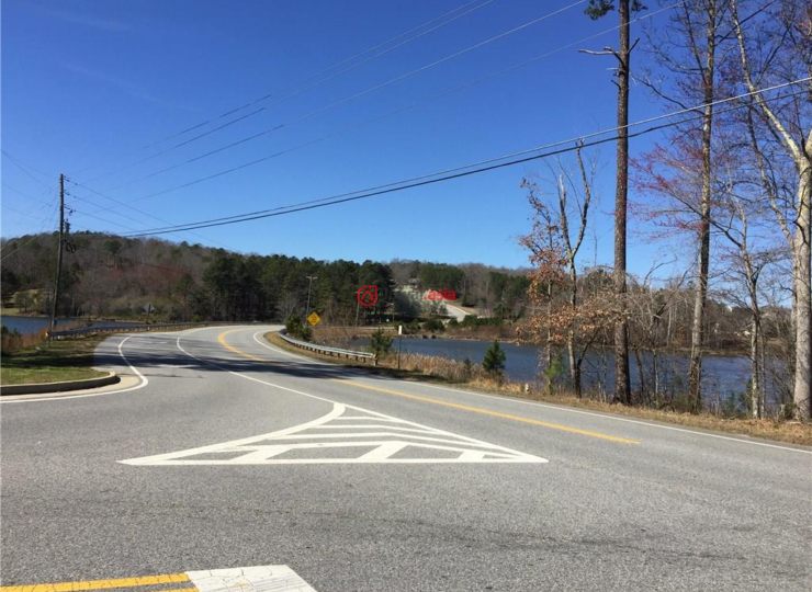 坎顿 总占地12545平方米的商业地产  2514 fate conn road, canton