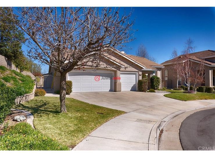 美国加州奥兰治4卧3卫的房产