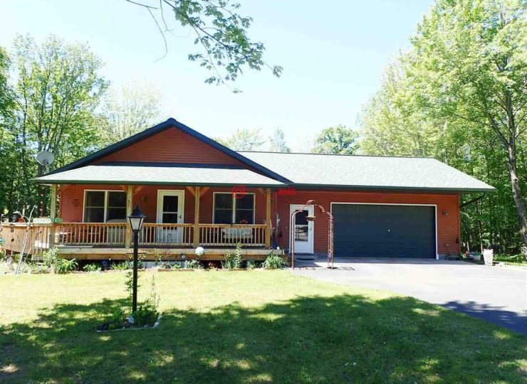 美国密歇根州ironwood3卧2卫的房产